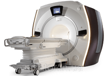 Магнитно-резонансный томограф Optima MR450w